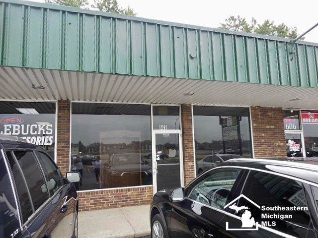 608 Telegraph - Photo 1