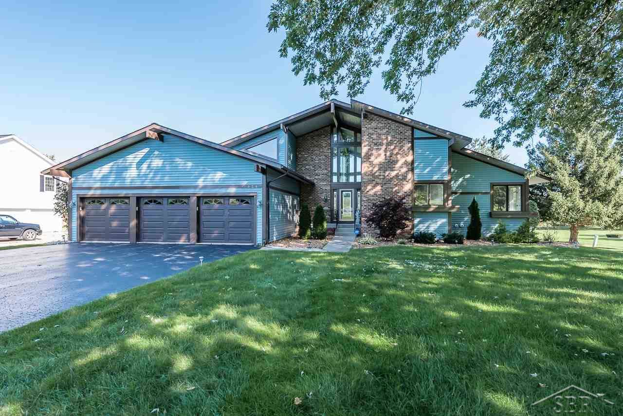 7526 River Road - Photo 1