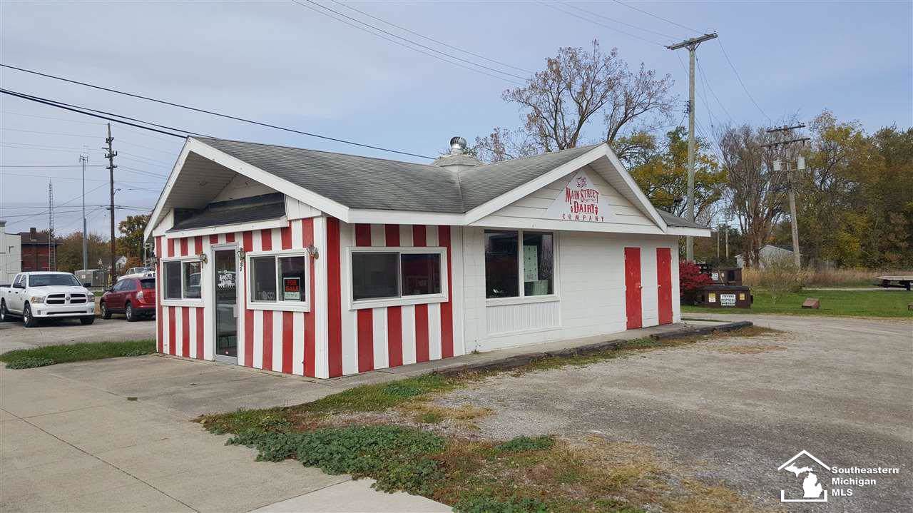 830 Monroe St. - Photo 1