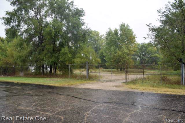 675 Highland - Photo 1