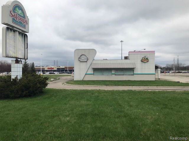 2335 Center Rd - Photo 1