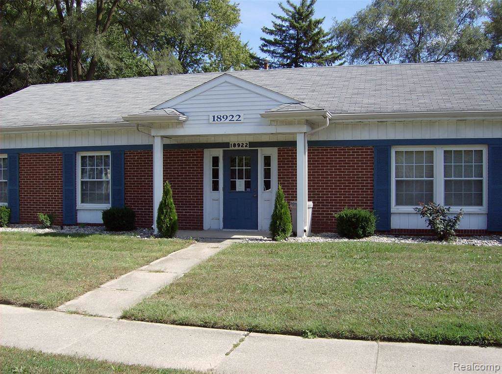 18922 Farmington Rd - Photo 1