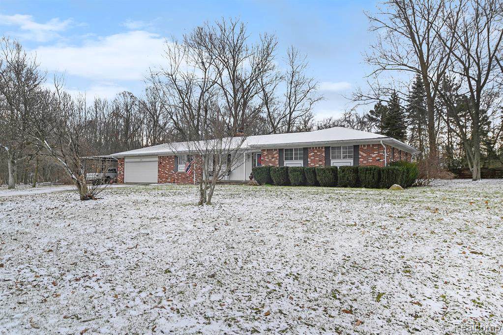 11054 Bendix Dr - Photo 1