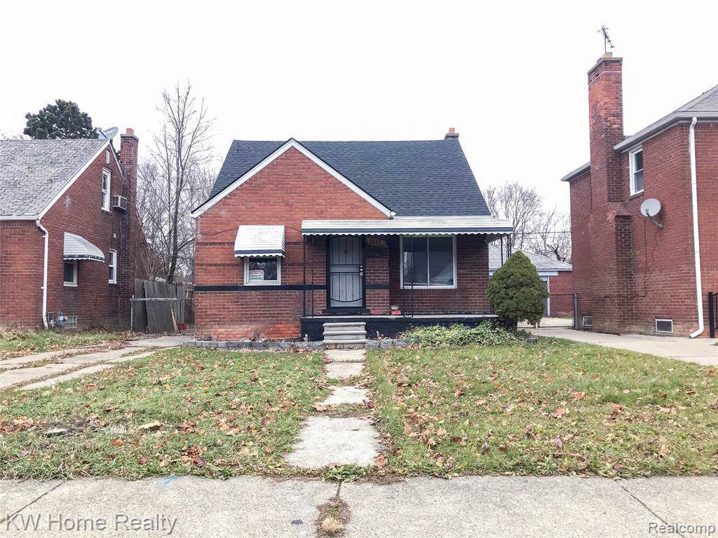16453 Fairmount Dr - Photo 1
