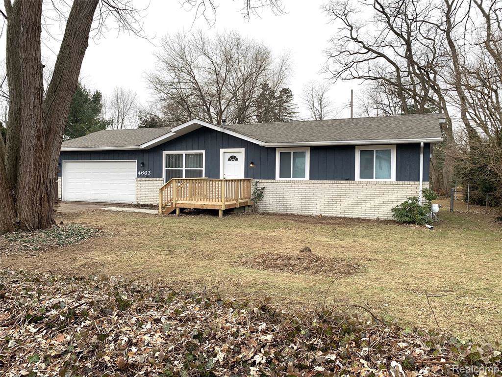 4663 Rowena St - Photo 1