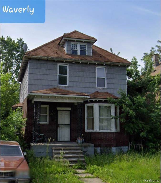 221 Waverly St - Photo 1 221 Waverly St - Photo 1