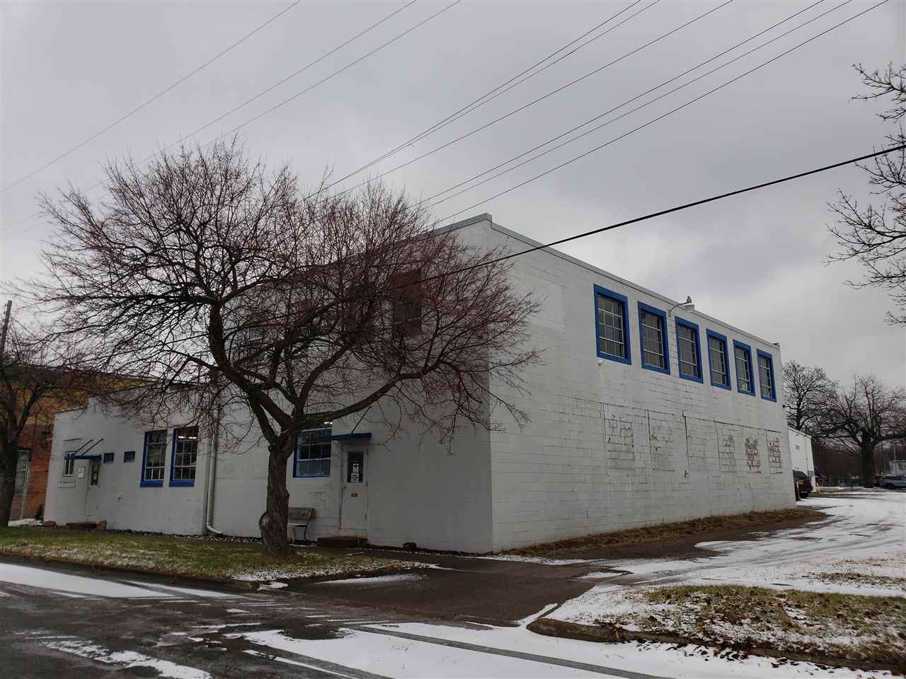 313 Oak St - Photo 1