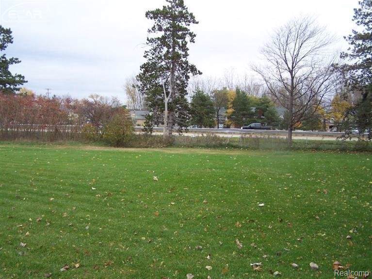 001 North Rd - Photo 1