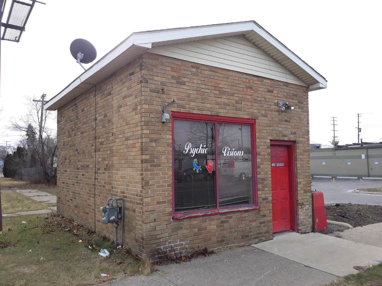 324 Michigan Ave - Photo 1