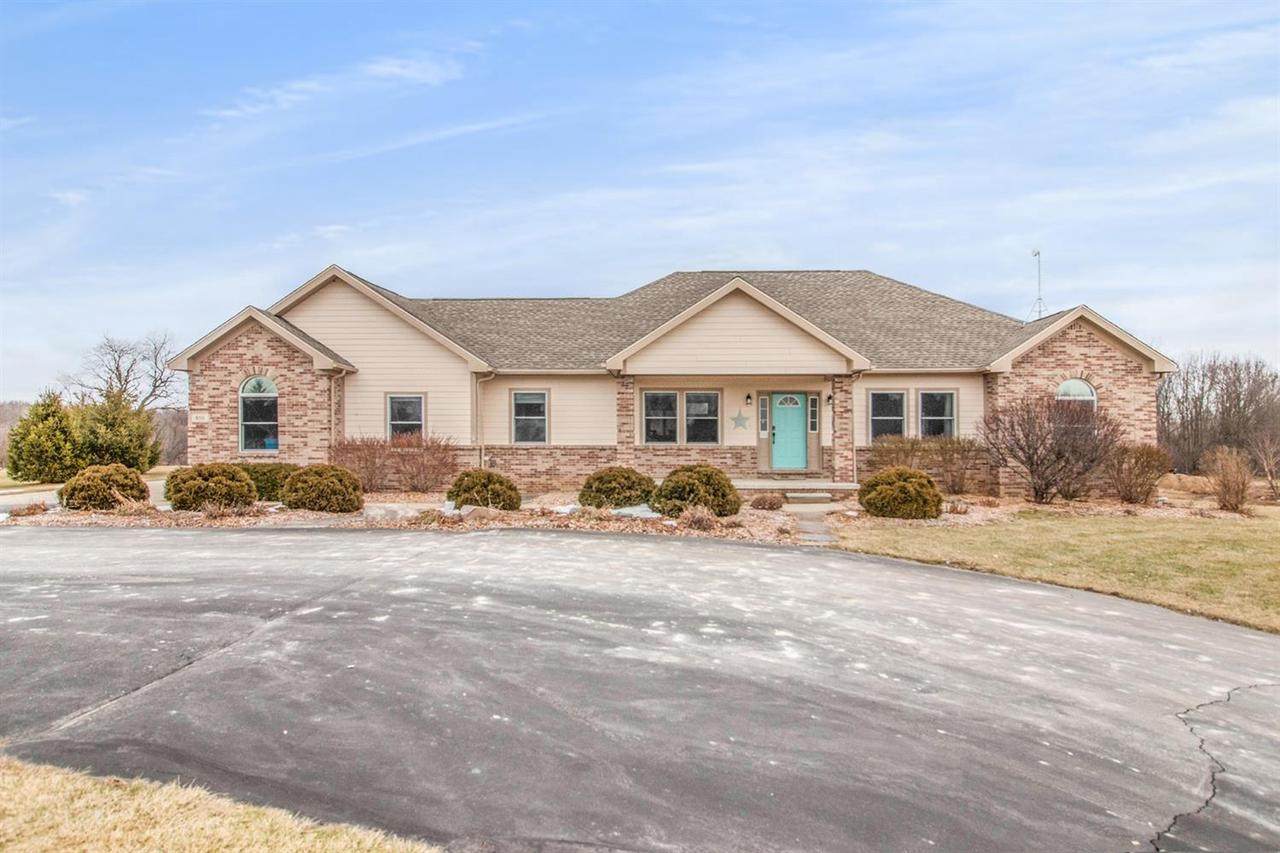 850 Pinecrest Dr - Photo 1
