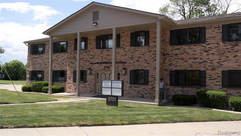 5701 Chicago Rd - Photo 1