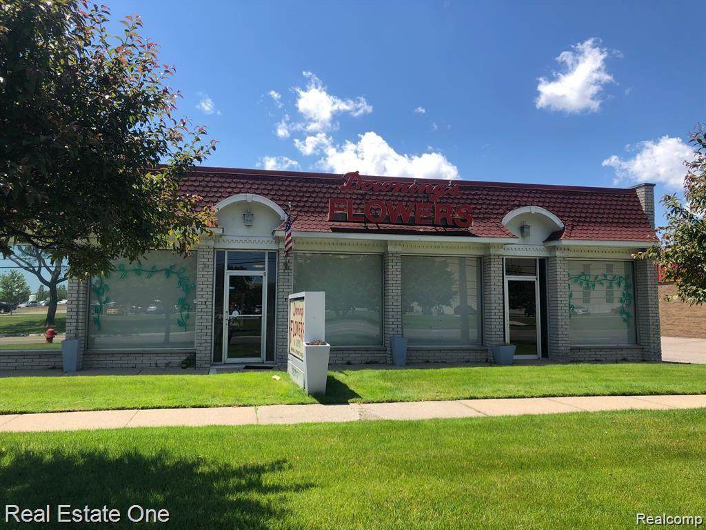 28717 Hoover Rd - Photo 1