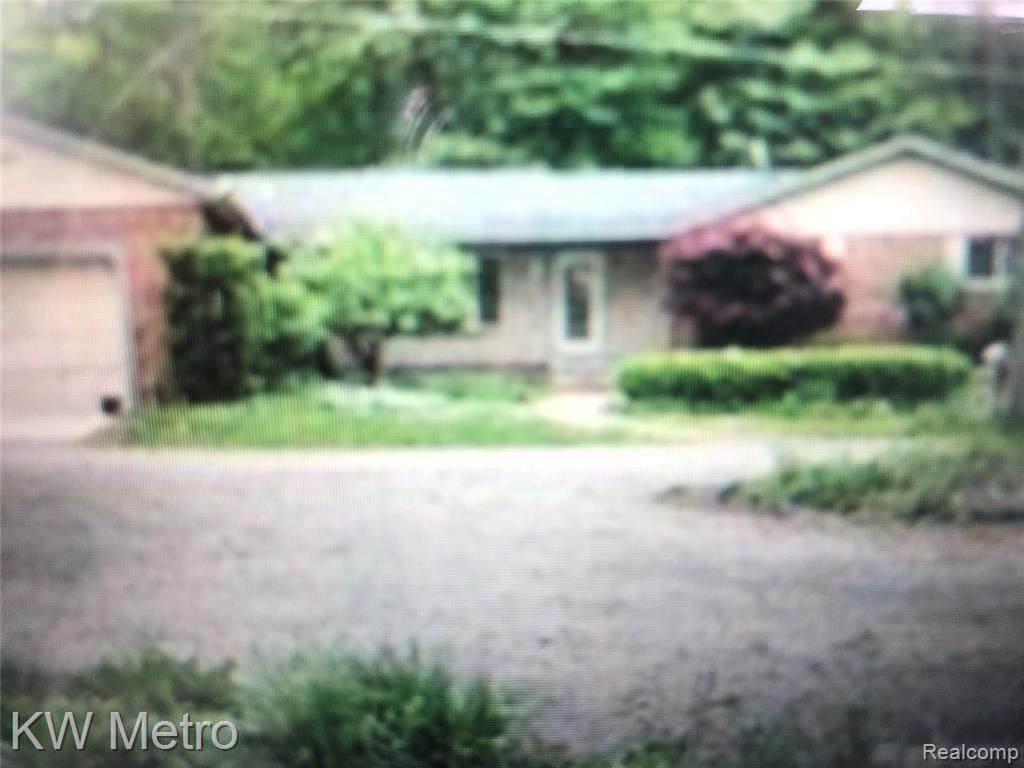 10770 Highland Rd - Photo 1