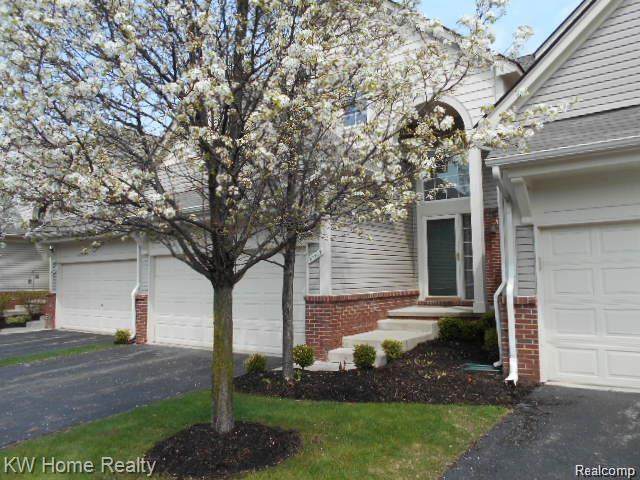 38503 Saratoga Cir - Photo 1