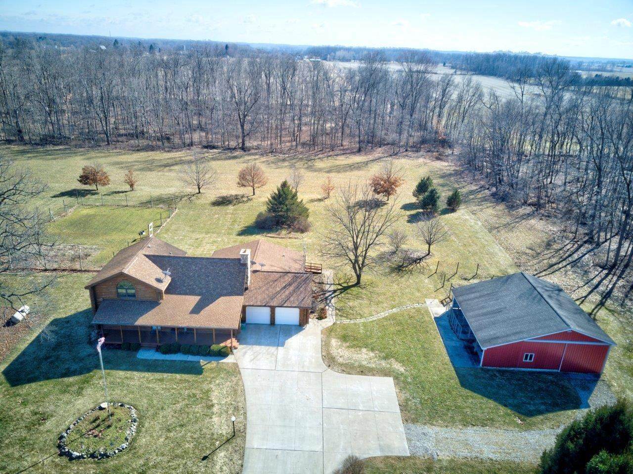 9283 Twin Oaks - Photo 1