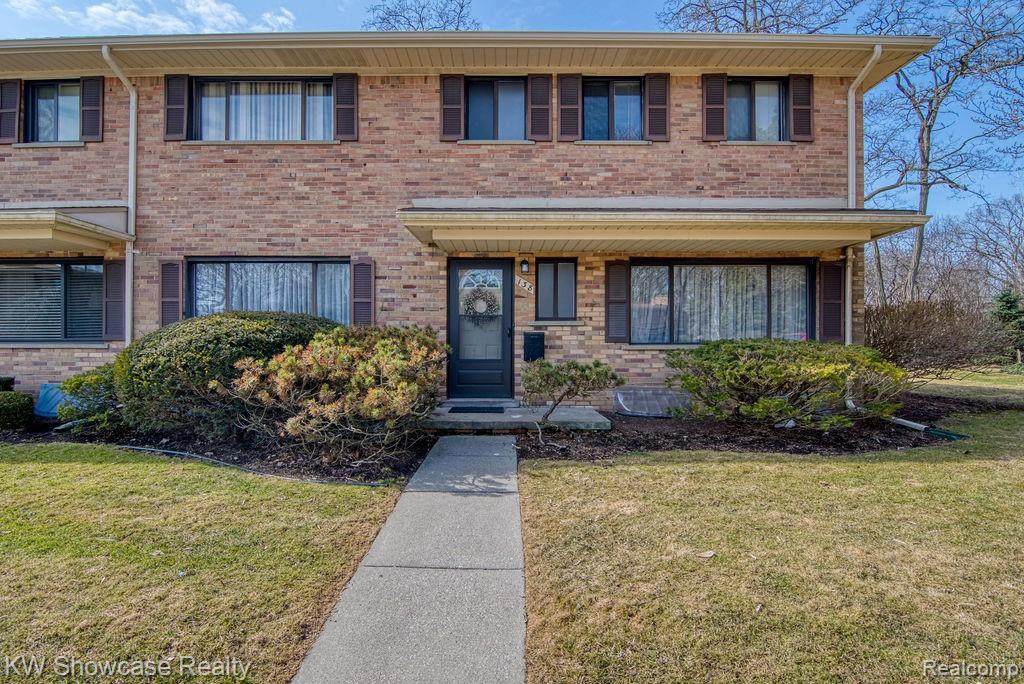 138 Hickory Grove Rd - Photo 1