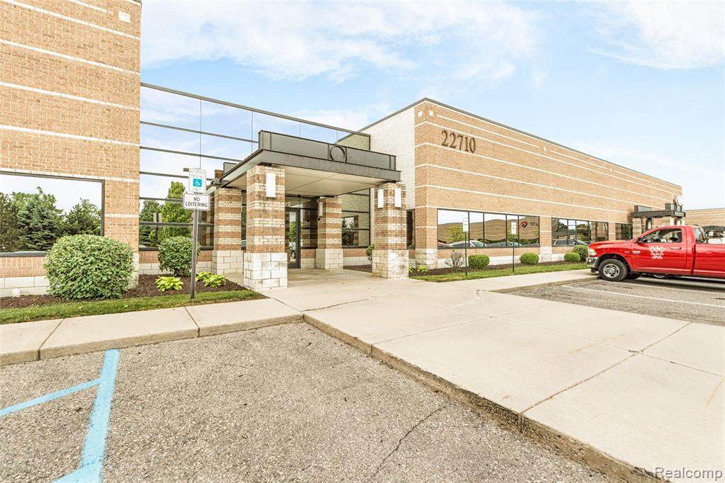 22710 Haggerty Rd - Photo 1