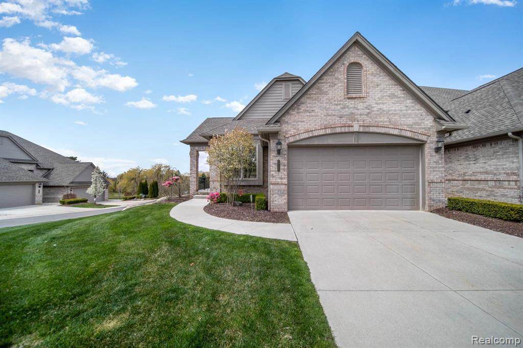 5720 Knob Hill Circle - Photo 1 5720 Knob Hill Circle - Photo 1