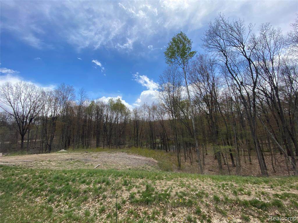 298 Montclair - Photo 1