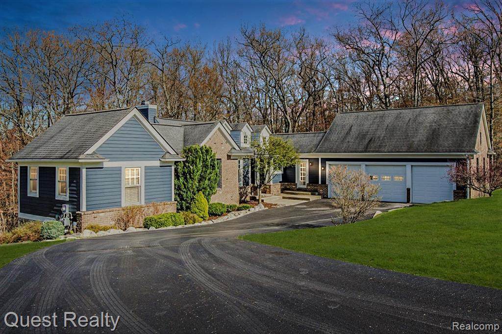 8656 Deerwood Rd - Photo 1 8656 Deerwood Rd - Photo 1