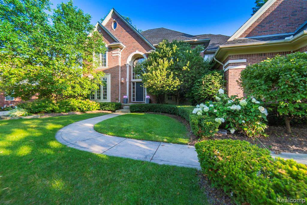 6957 Oakhurst Ridge Rd - Photo 1 6957 Oakhurst Ridge Rd - Photo 1