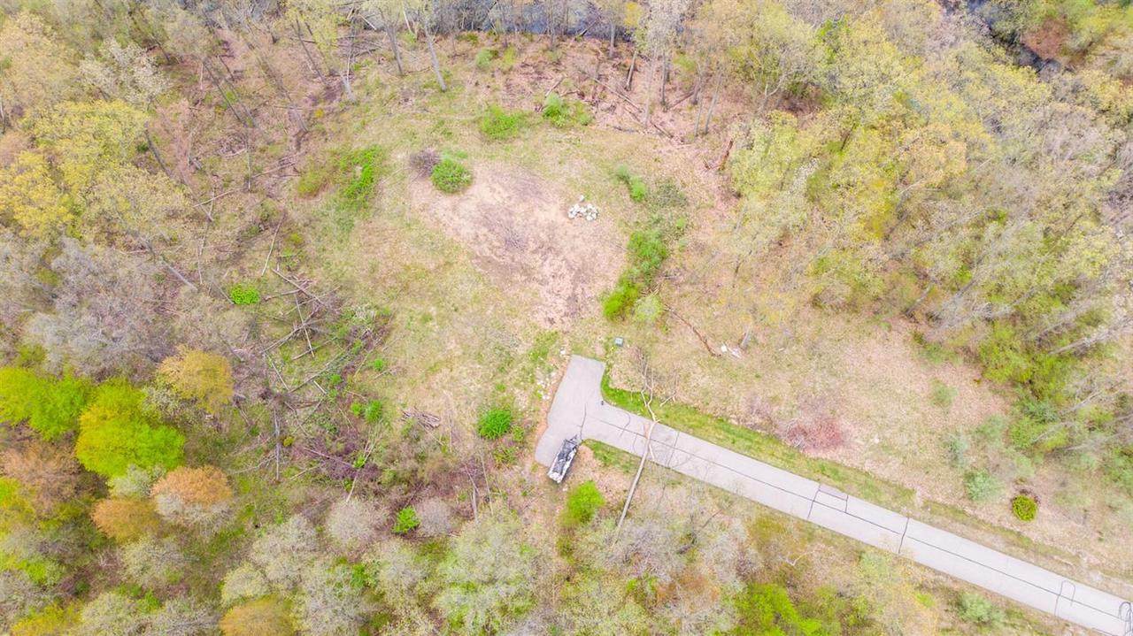 4501 Hawks Landing - Photo 1