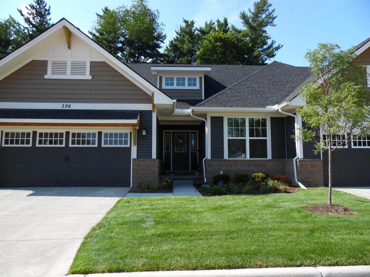 322 Curtiss Ln - Photo 1