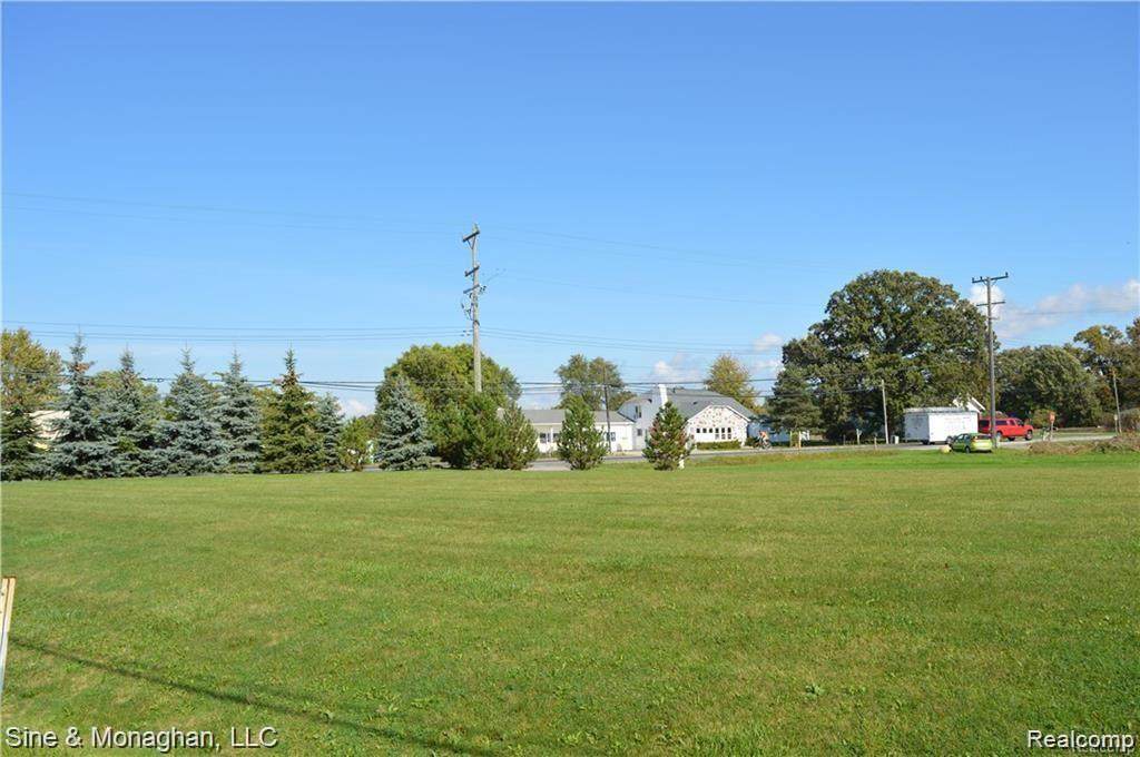 7755 Wagner Ln - Photo 1