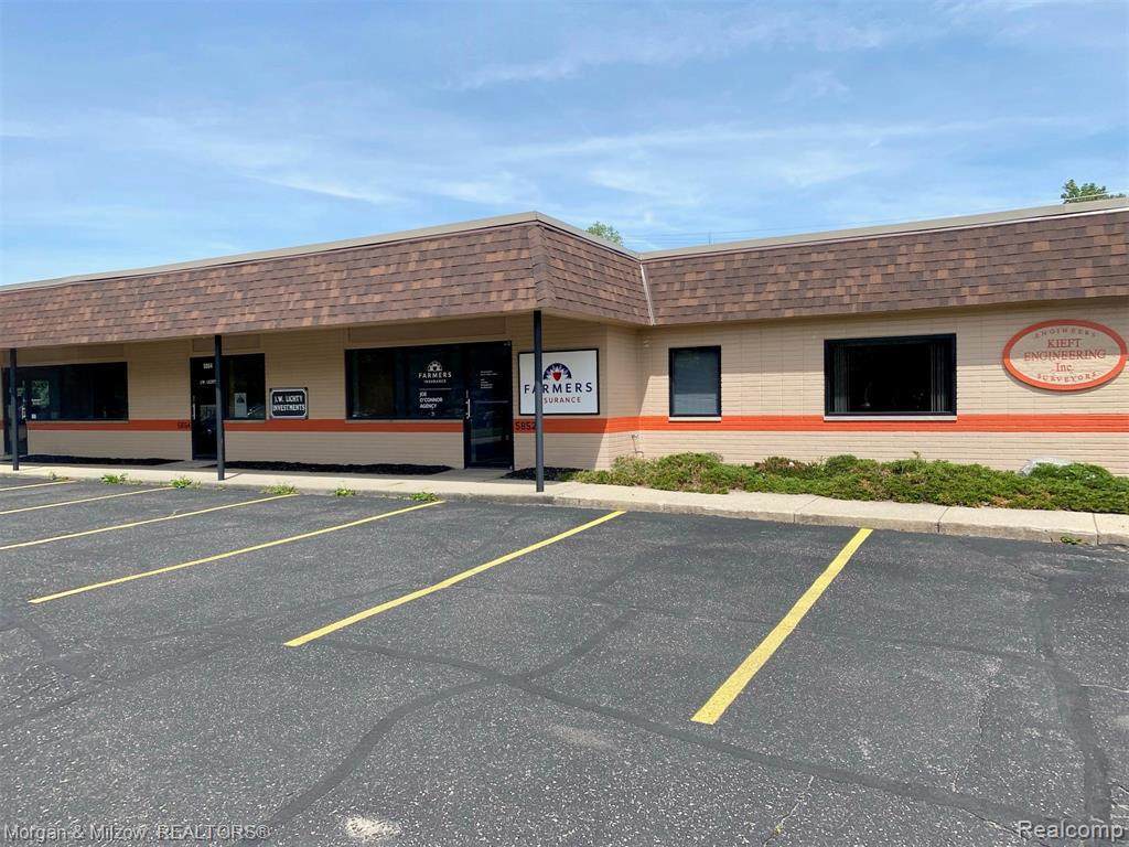 5852 Main St - Photo 1