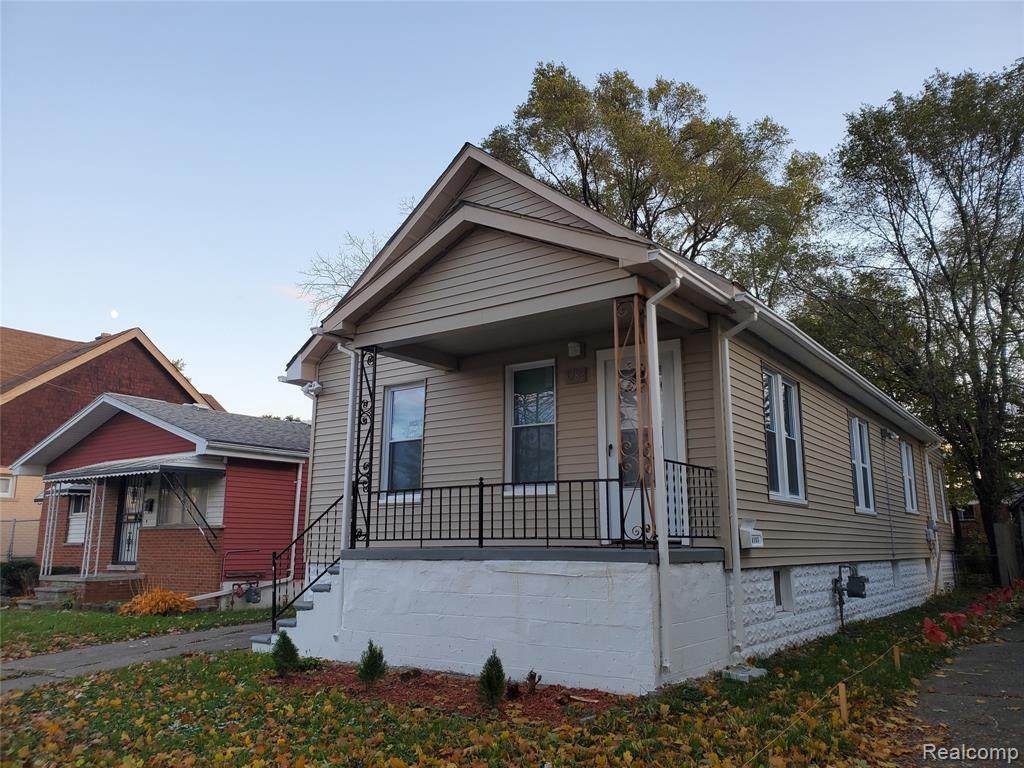 6782 Varjo St - Photo 1