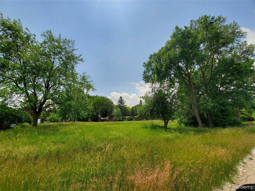 107-110 Fairview Rd - Photo 1
