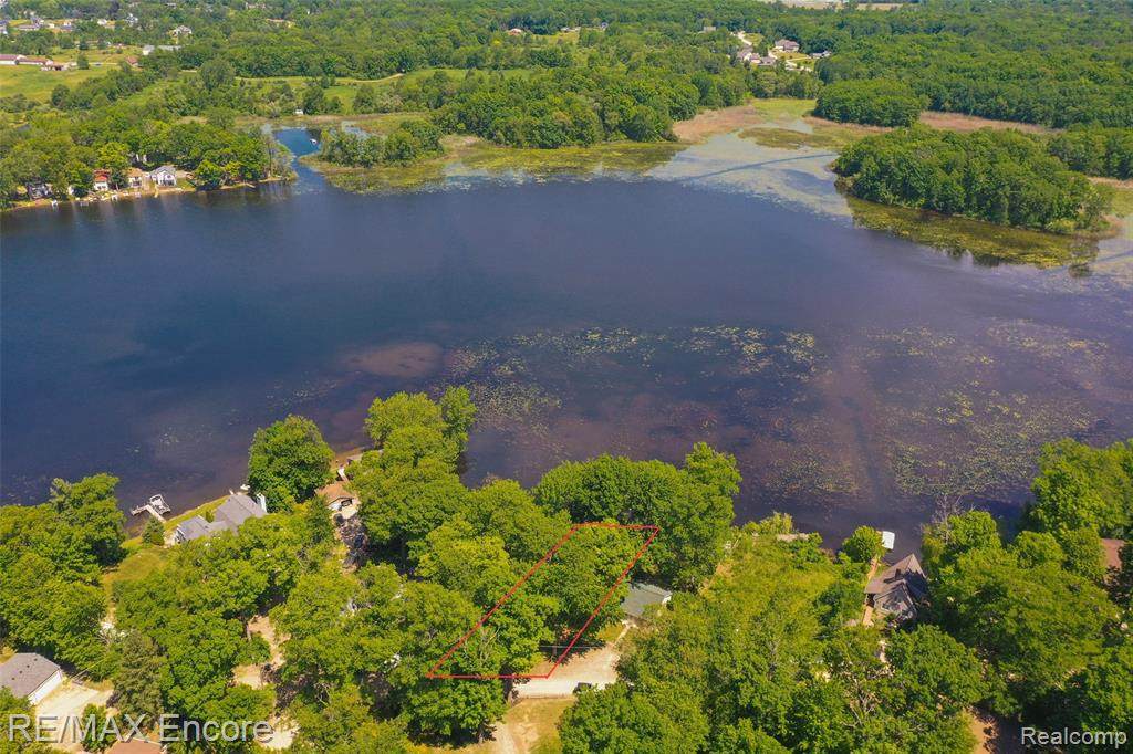 000 Wayne Rd - Photo 1