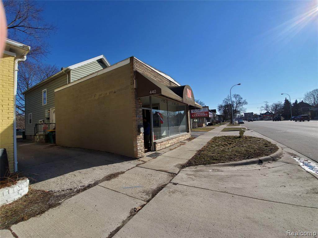 440 Monroe St - Photo 1