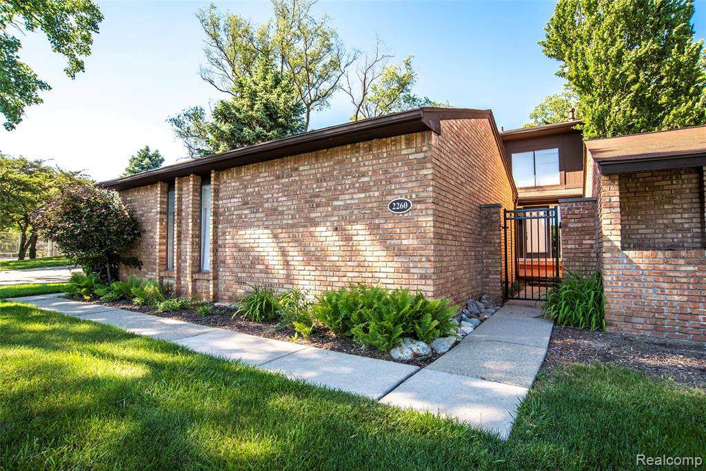 2260 Bordeaux St - Photo 1