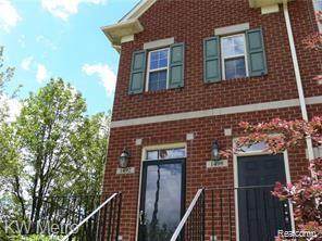 1492 Devon Ln - Photo 1