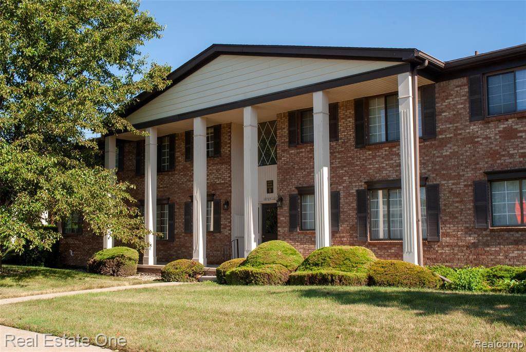 19727 8 MILE RD - Photo 1