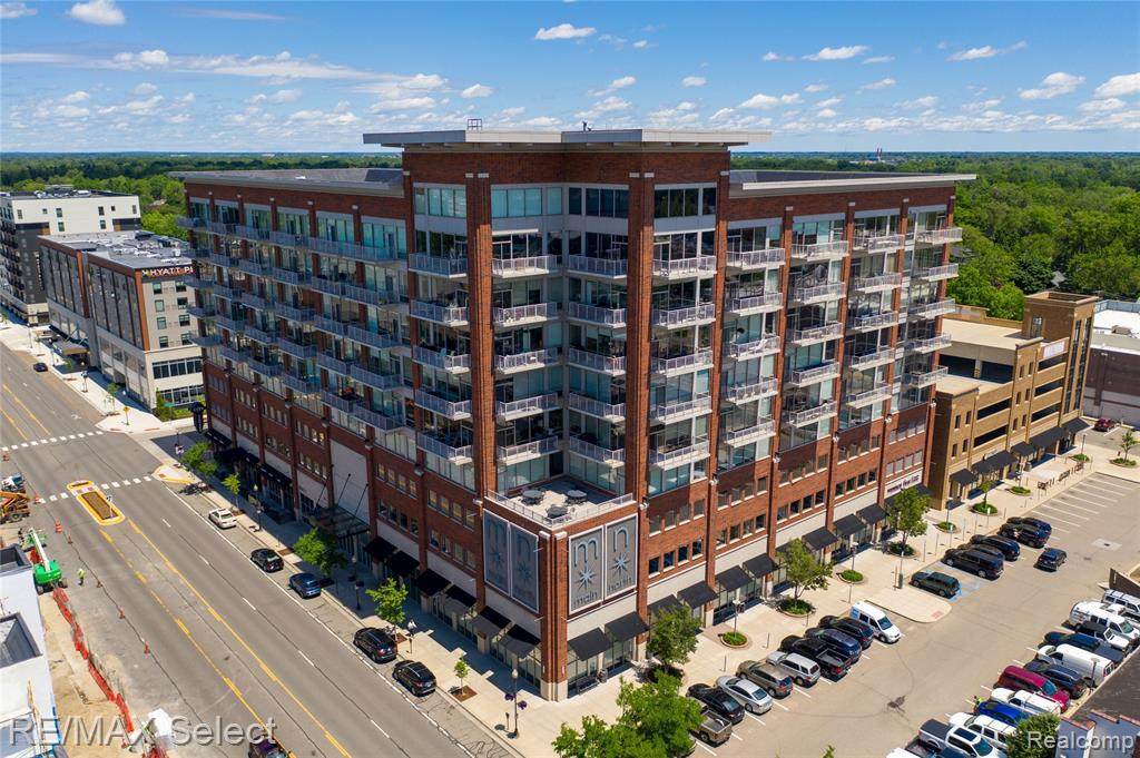 350 Main St Unit 913 - Photo 1