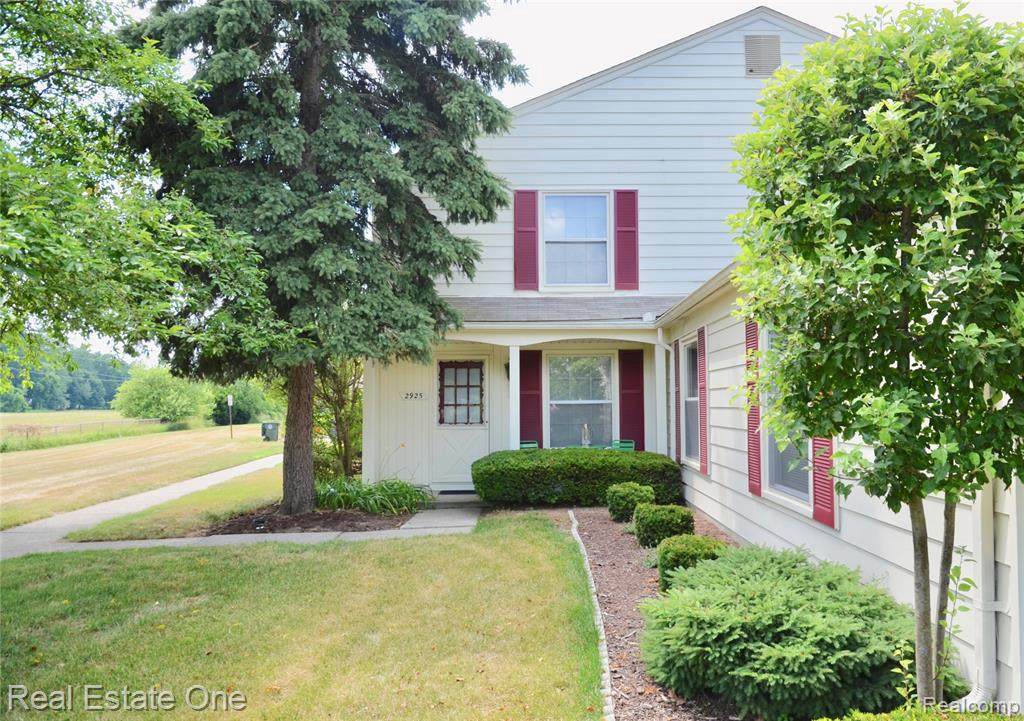 2925 Rockford Crt - Photo 1