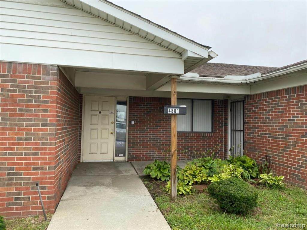 4801 Chrysler Dr - Photo 1