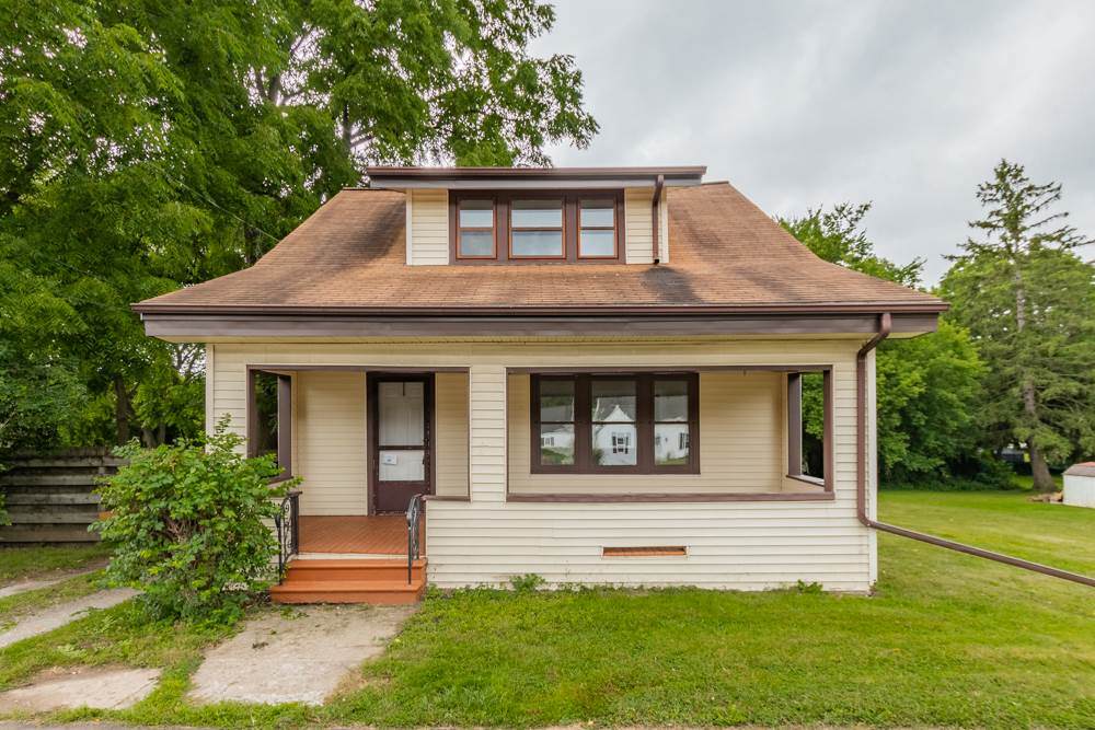 2311 Spring Arbor Rd - Photo 1