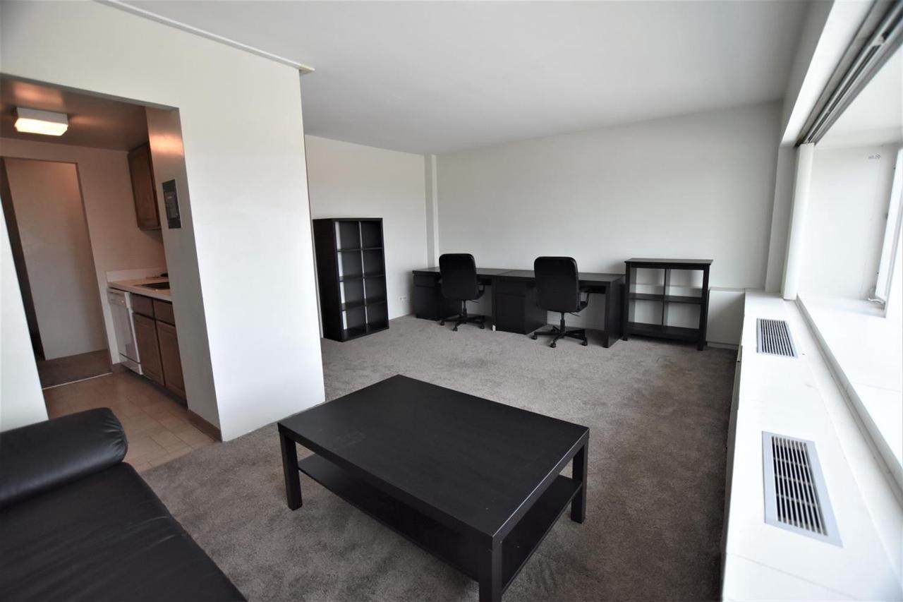 555 William St - Photo 1