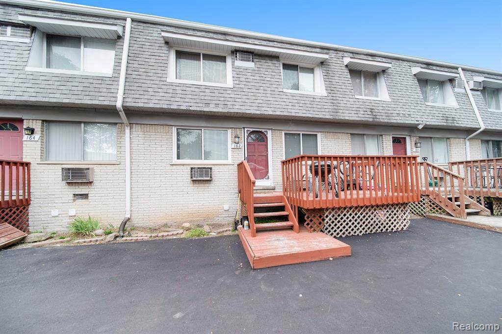 162 Ladd Rd - Photo 1