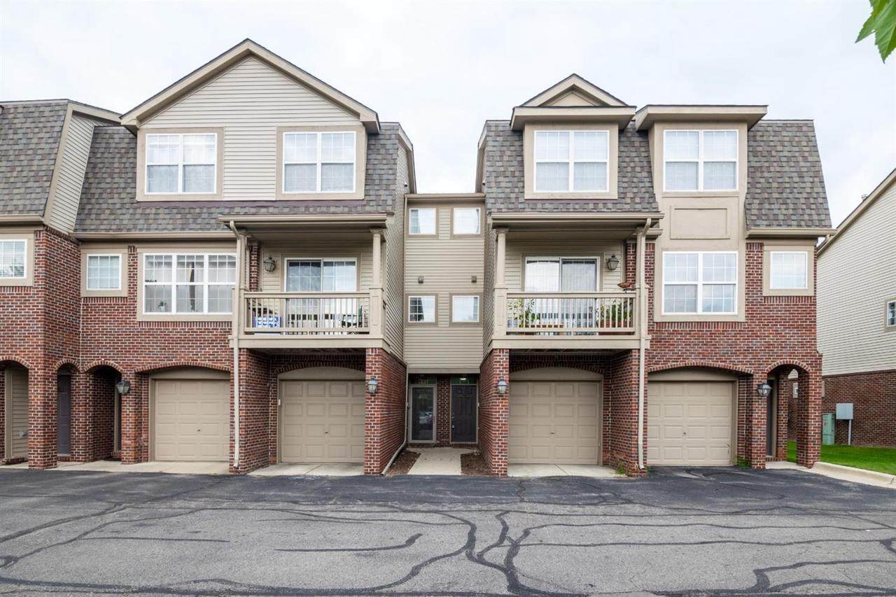 2709 Barclay Way - Photo 1