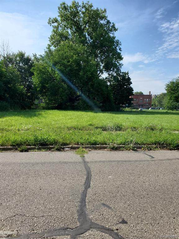 302 Mount Vernon Ave - Photo 1