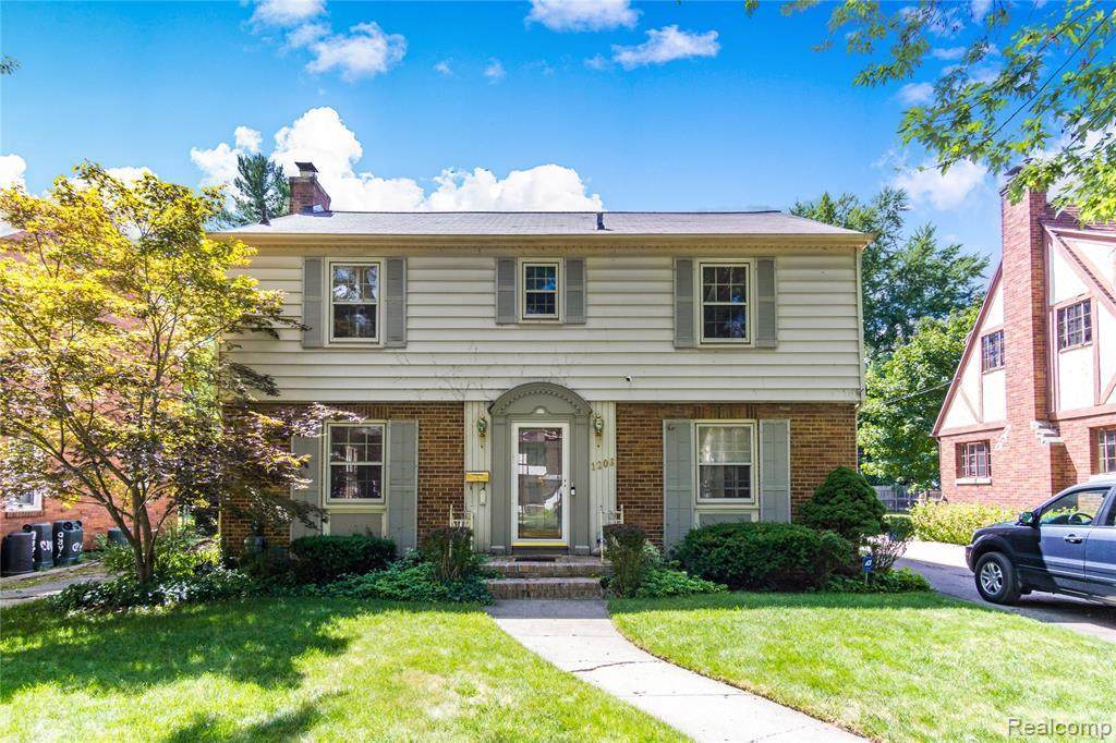 1206 Blanchard Ave - Photo 1