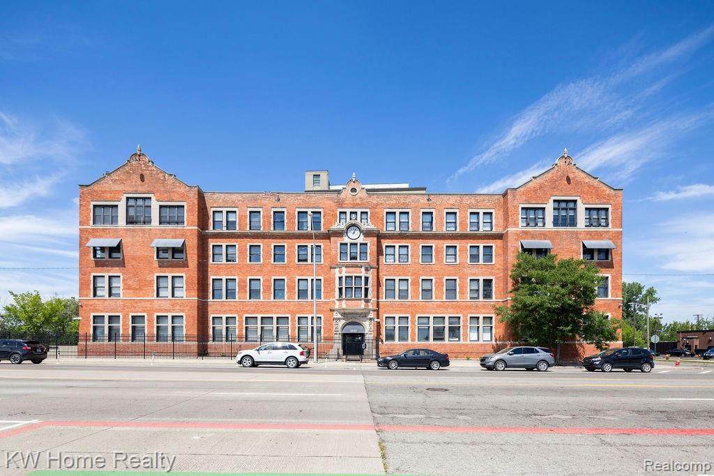 6533 Jefferson Ave - Photo 1