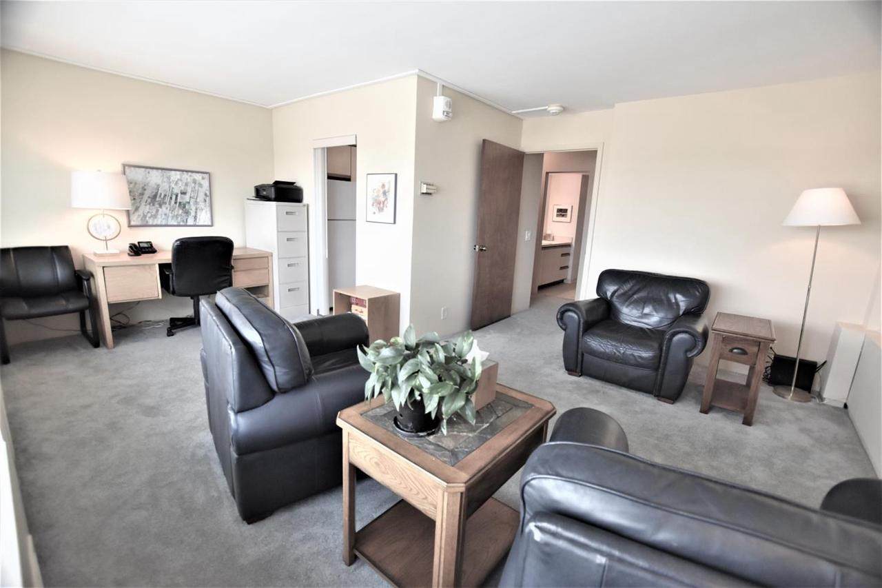 555 William St - Photo 1