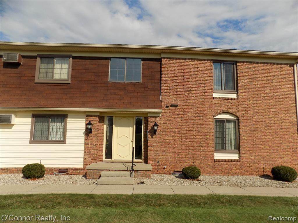 1900 River Rd Apt D6 - Photo 1