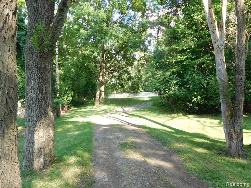 3655 Shady Beach Blvd - Photo 1