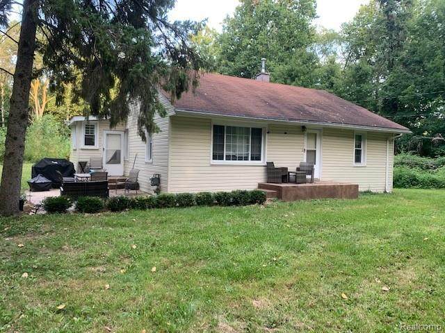 9335 Whittaker - Photo 1